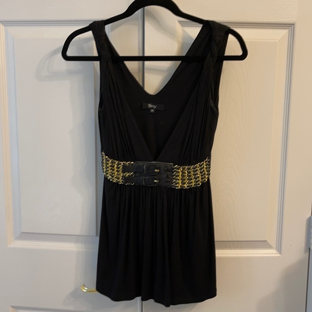 Sky sleeveless top with leather and gold trim. M.